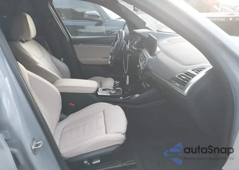 2023 BMW X3 xDrive30I z USA, uszkodzony, nr VIN 5UX53DP05P9P47088